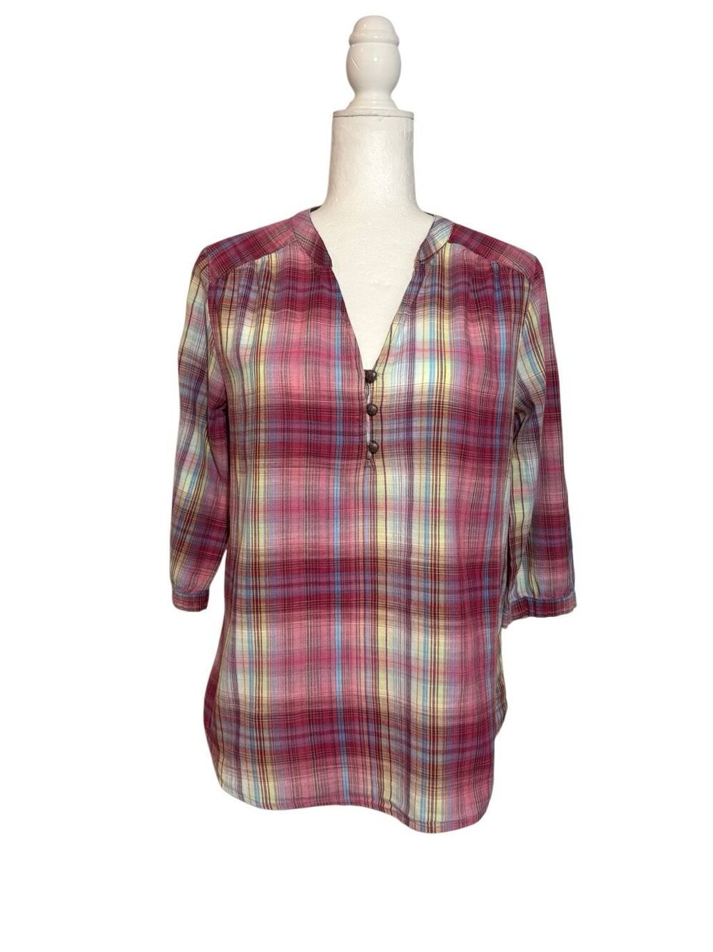 Bit & Bridle cotton plaid popover tunic blouse with 3/4 roll tab sleeves - M